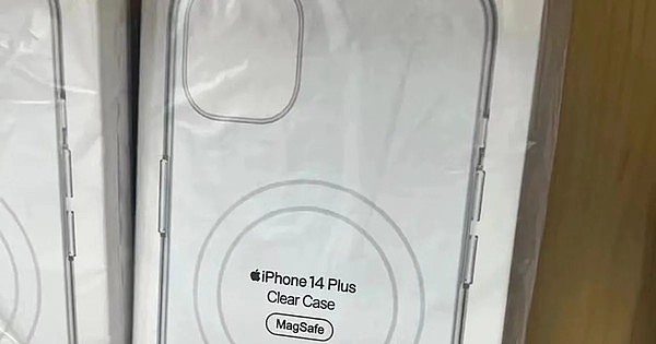 网曝iPhone 14 Plus透明保护套