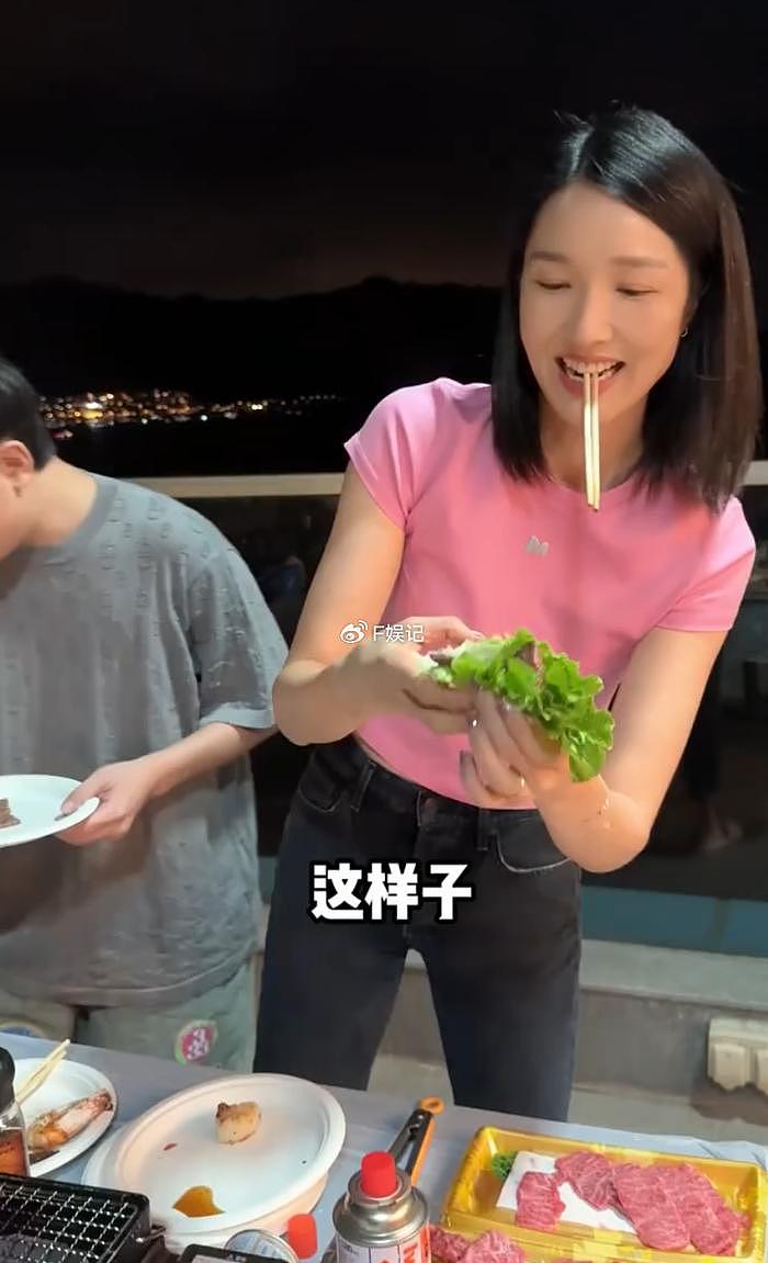 王祖蓝一大家人为饼印妈妈庆生 展示豪宅阳台亲自种的蔬菜 - 3