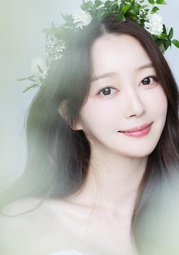 韩国女星宣布结婚，她在《咖啡王子一号店》中，饰演尹恩惠的妹妹 - 1