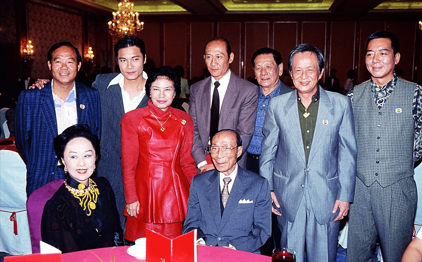 香港第一阔太利孝和夫人设灵，坐拥几百亿财富，丧事低调得令人意外 - 12