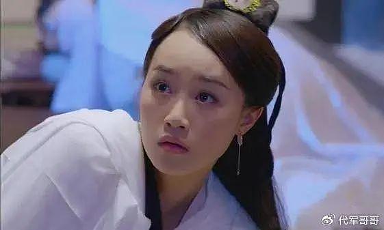 明明美如天仙，却毁在一张嘴上，这7位女星的“丑嘴巴”太拖后腿 - 21