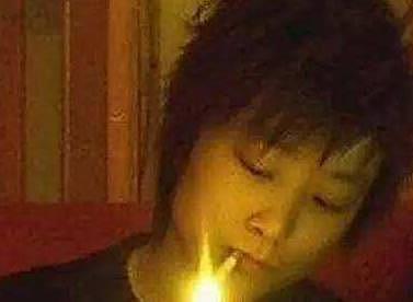 女神抽烟照PK，赵丽颖搞笑，最后一位最有女人味 - 6