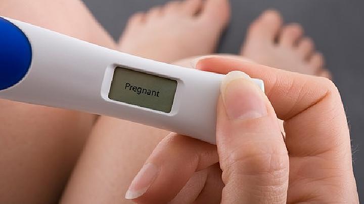 宫外怀孕能用验孕棒测出来吗？验孕棒并不是全能的