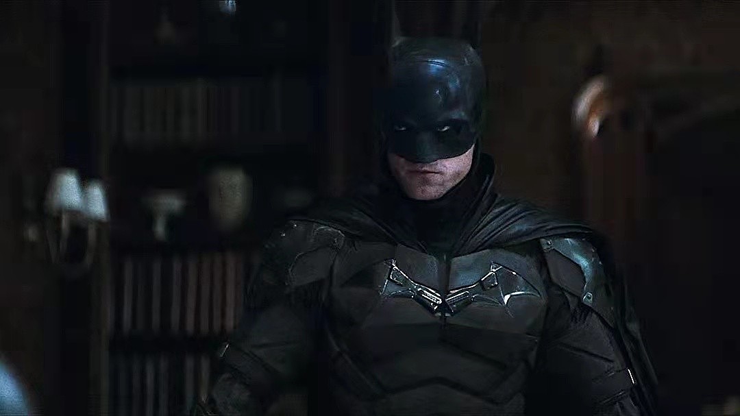 罗伯特帕丁森说自己的下巴很有用，可以砸坚果，还帮他当上蝙蝠侠 - 10