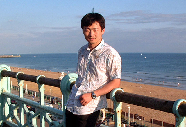 41岁华为高管抗癌5年：被誉为中国计算机天才，查出癌症时刚结婚 - 1