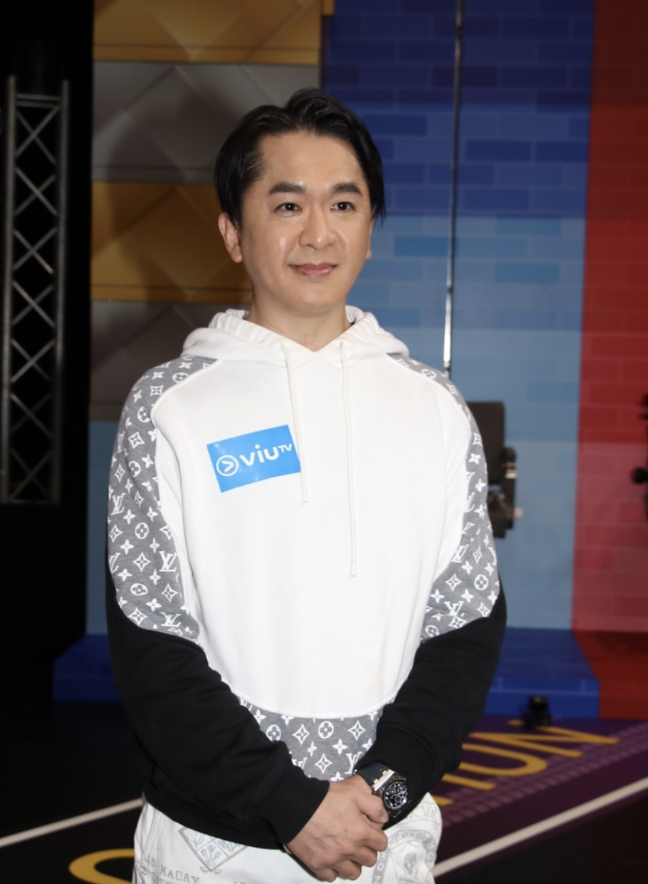 邓兆尊自曝出钱帮助TVB竞争对手，每周赞助15万，自称没钱但舍得 - 6