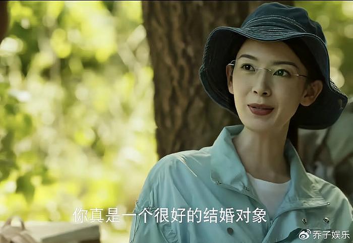 当36岁刘亦菲叫29岁陈瑶『姐』，充分诠释了肉感美与骨感美的差别 - 6