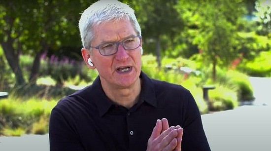 苹果CEO库克：缓慢侵蚀隐私暗含巨大风险，会迫使人们改变行为模式 - 1