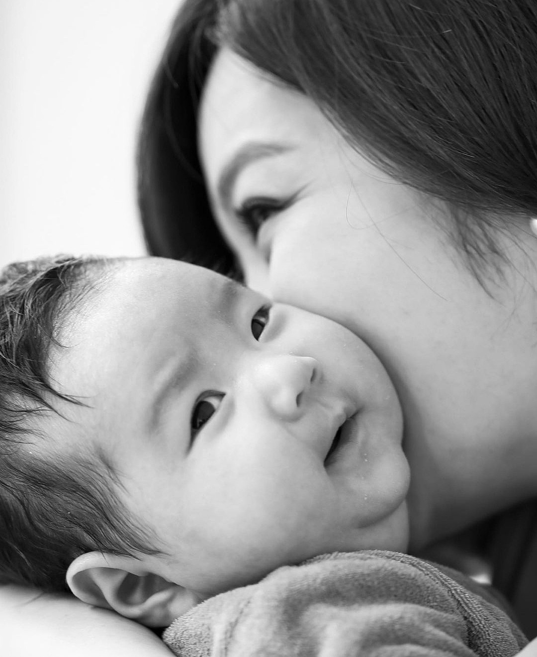 蔡琳为4岁儿子庆生，首晒孕期写真，罕见曝光孩子婴儿时期萌照 - 4