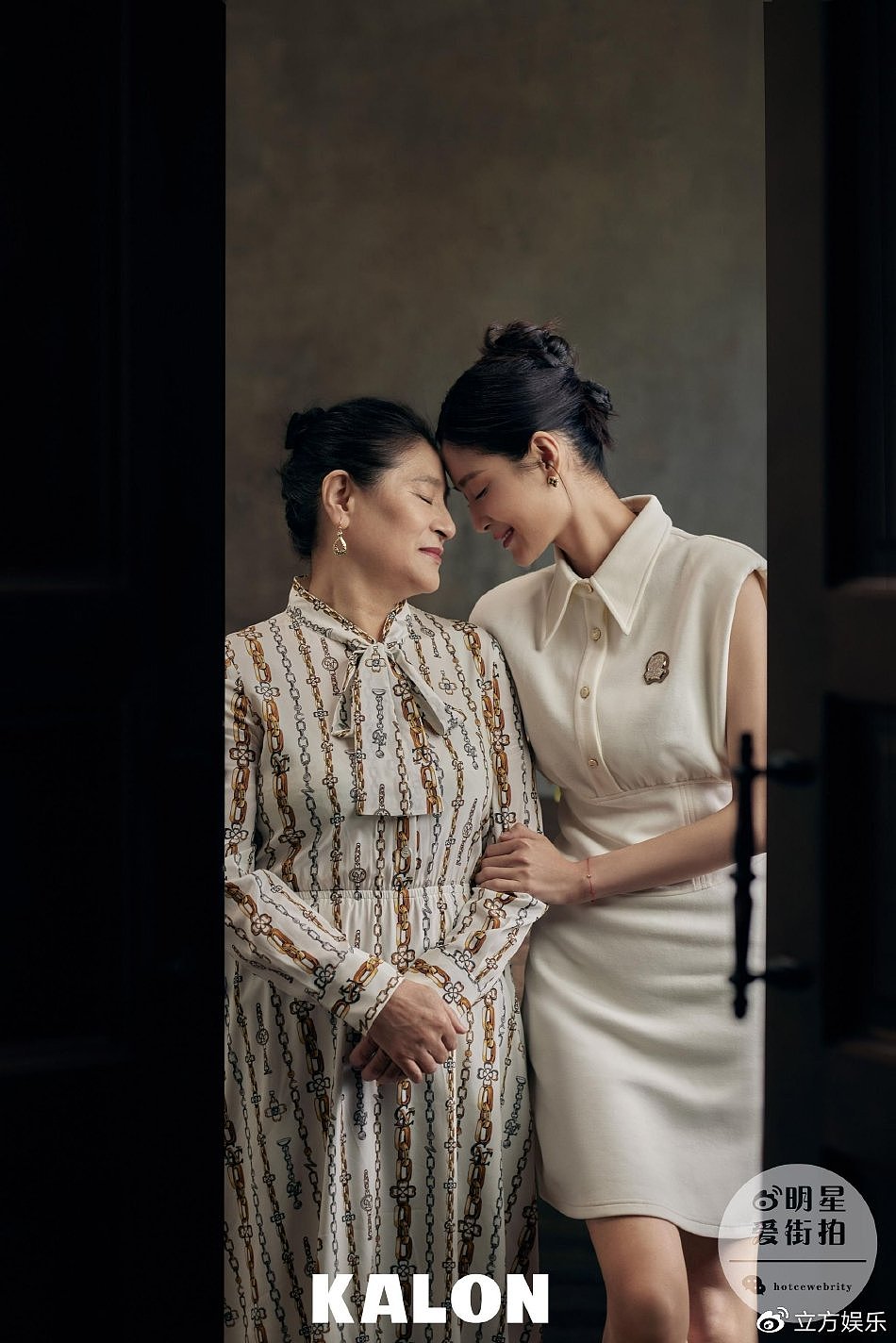 王媛可与母亲合体大片释出 两人在镜头前灿笑好温馨幸福 - 8