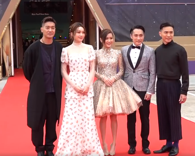 TVB2022年节目巡礼：明星们的打扮有点土，但采访环节是真敢讲 - 18
