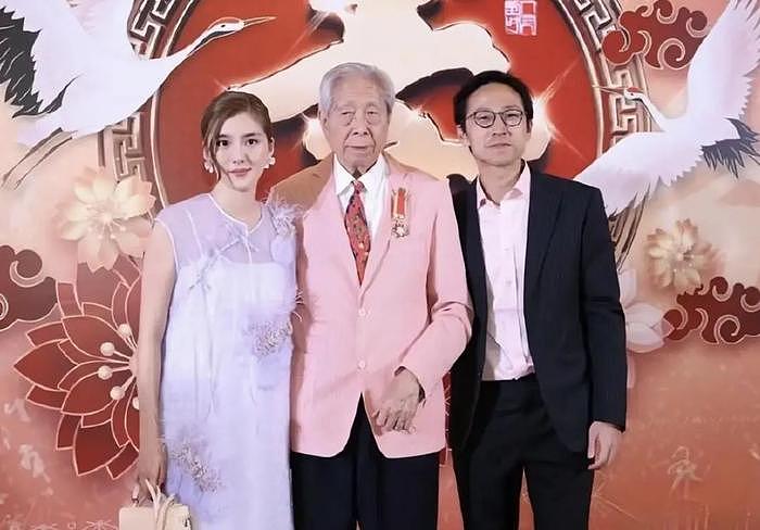 婚礼现场曝光，嫁入百亿豪门的“拜金”吴千语，却一件珠宝都没戴 - 27