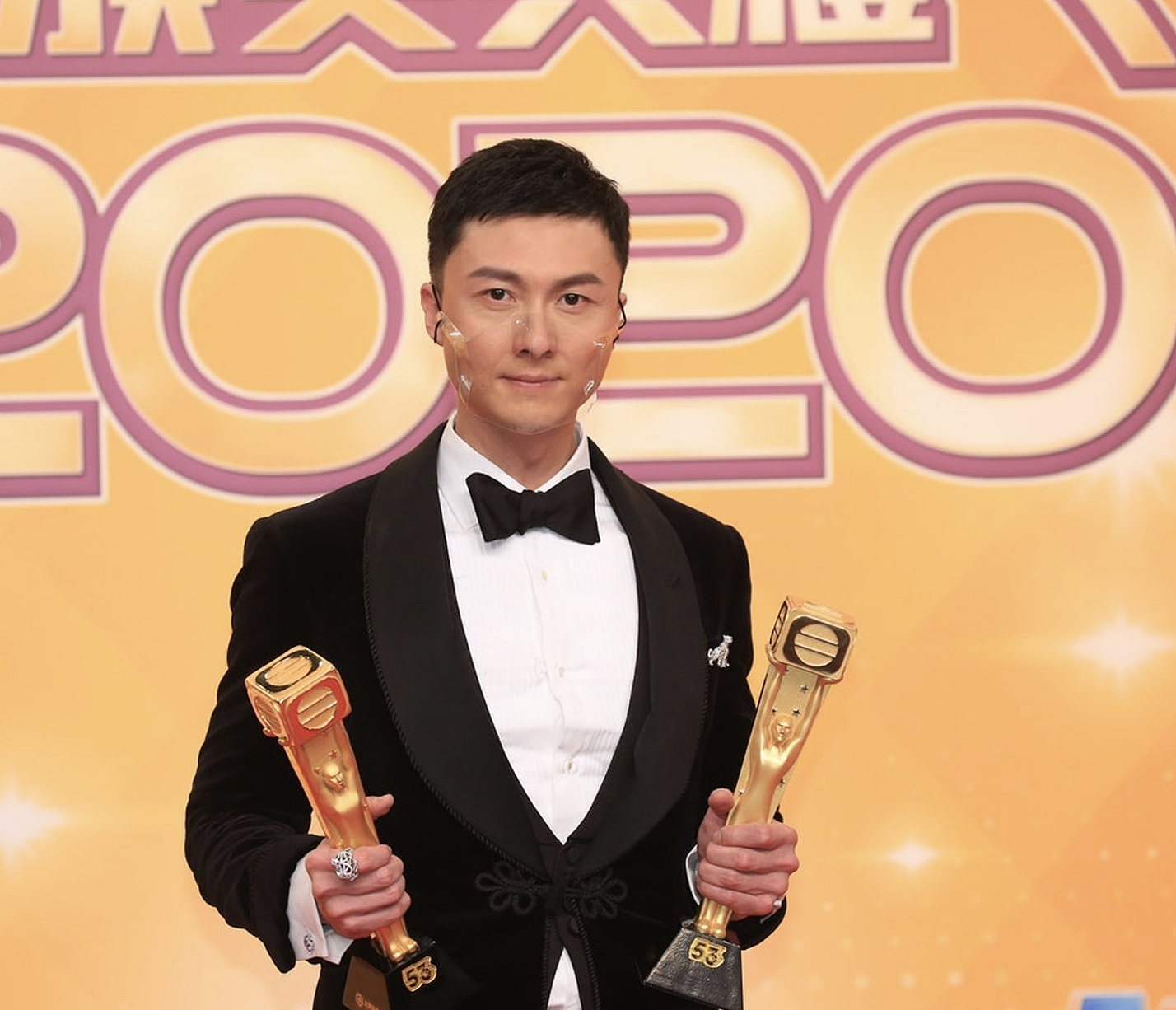 乐易玲回应TVB颁奖礼敏感问题，强调赛制公平，否认艺人续约换奖 - 5