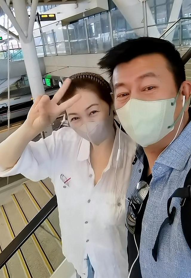 戏骨江柏萱坐高铁去求医，自曝妻子生病要做特殊治疗，眼闪泪光 - 5