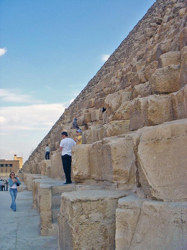 为什么埃及金字塔能耸立4600年？ - 5