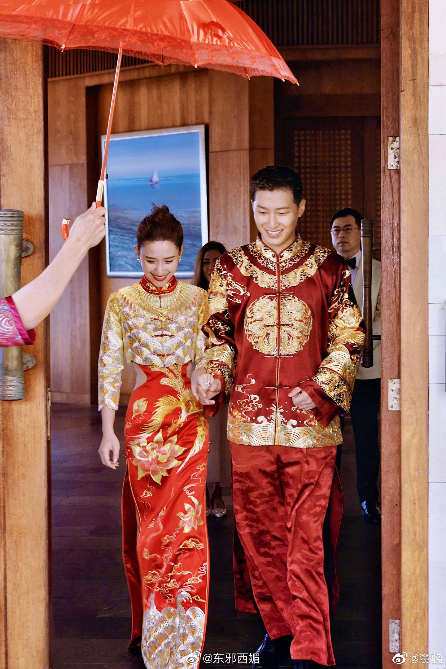 窦骁、何超莲在巴厘岛的婚礼照官宣了…… - 3