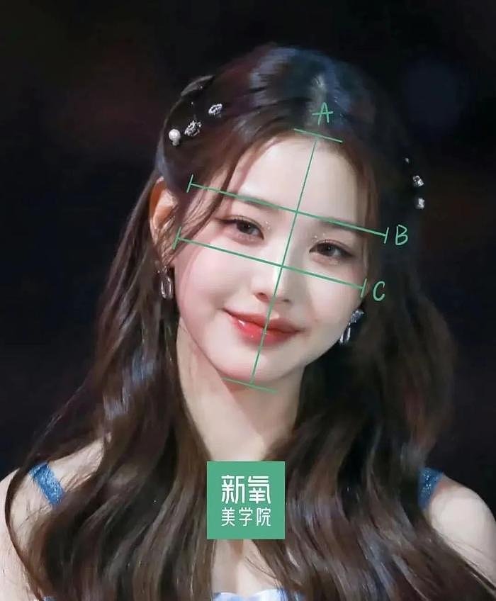 头发丝都挂满香奈儿的Jennie，再也回不去曾经的性感小野猫了？ - 19