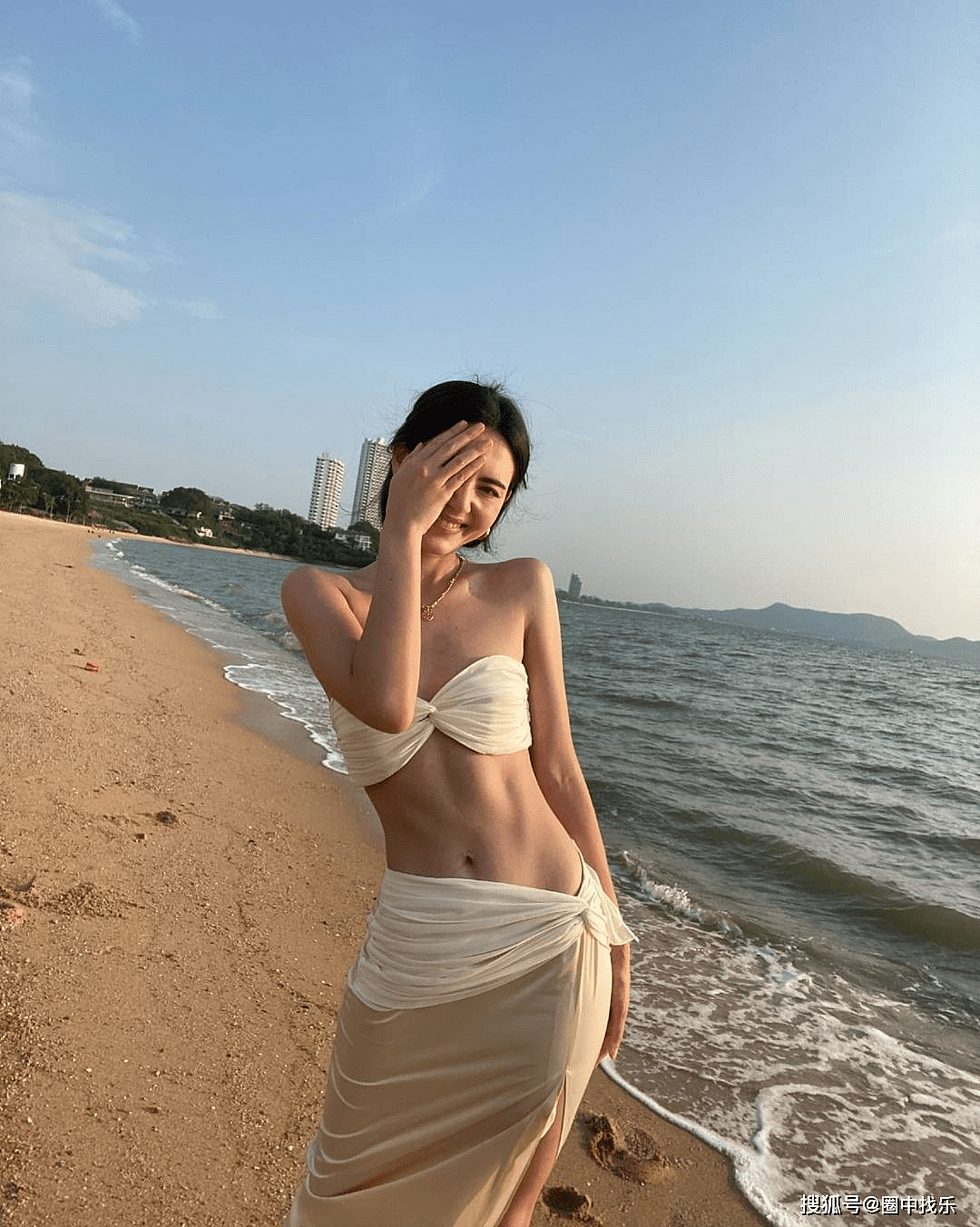 泰国清纯美女Mai Davika，175cm高挑身材，马甲线和大长腿她都有 - 2