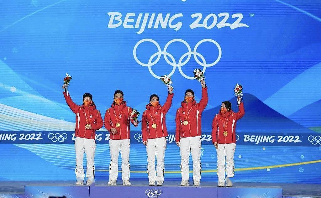 心疼范可新！3届冬奥会全部无缘500米金牌，大杨扬仍然向她致敬 - 1