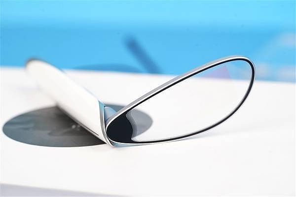 业界最轻！OPPO Air Glass智能眼镜图赏：科幻感十足 - 11