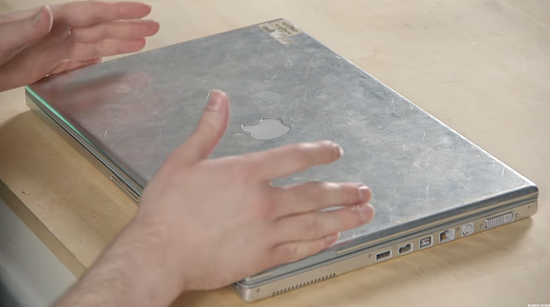 苹果17英寸PowerBook G4原型机曝光：搭载PowerPC G4处理器 - 4