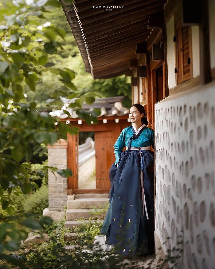 韩国知名女星，双胞胎一周岁生日派对，身穿传统服装，优雅美丽 - 6