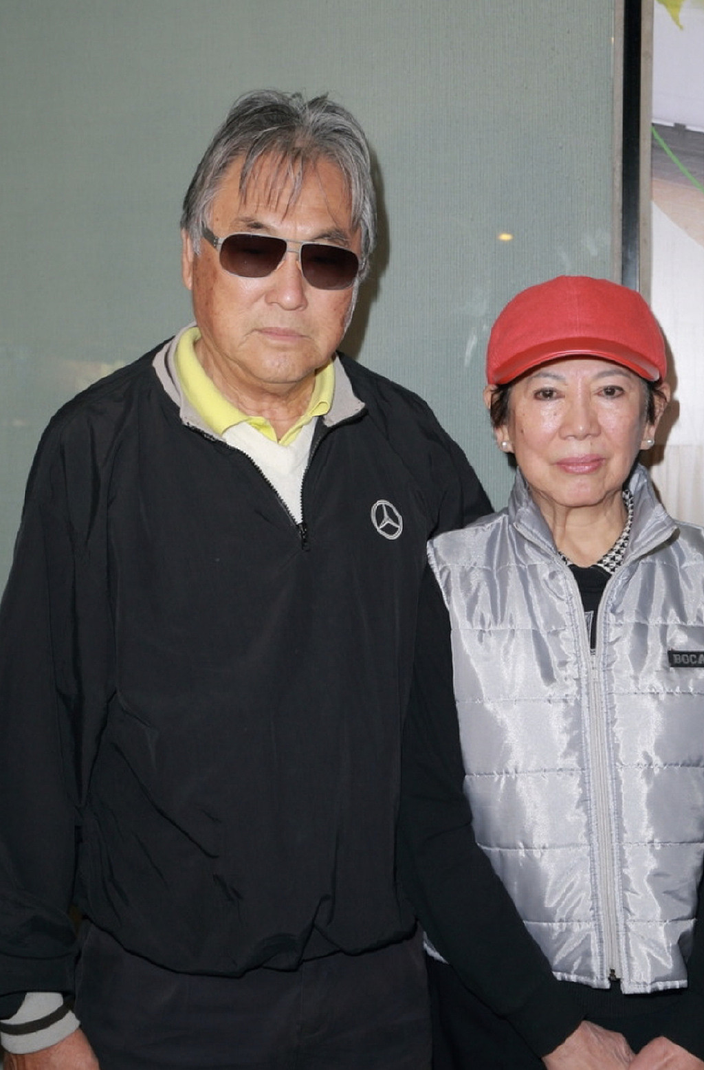 83岁邵氏女星回香港探亲，约友人打高尔夫球，状态年轻不像年过80 - 8