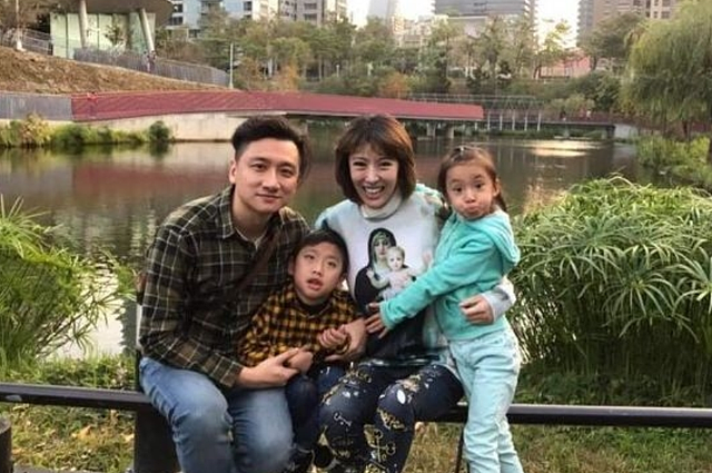 49岁李宇柔将二次开刀，因肠爆裂住进ICU，老公拒签放弃治疗书 - 10