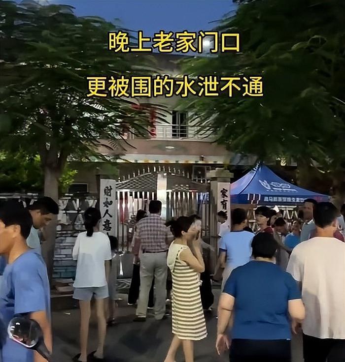 全红婵老家成景点，门口被摆摊，村里连夜拓宽马路招揽游客 - 2