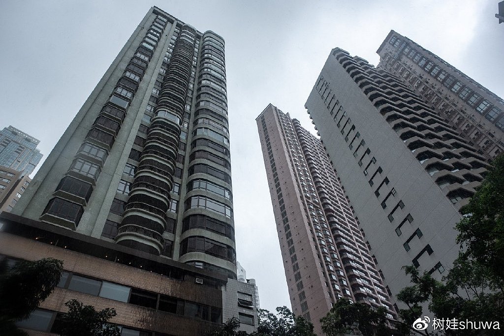 李兆基山顶大宅落成三年仍未入伙，已成香港最贵豪宅，月租202万 - 6