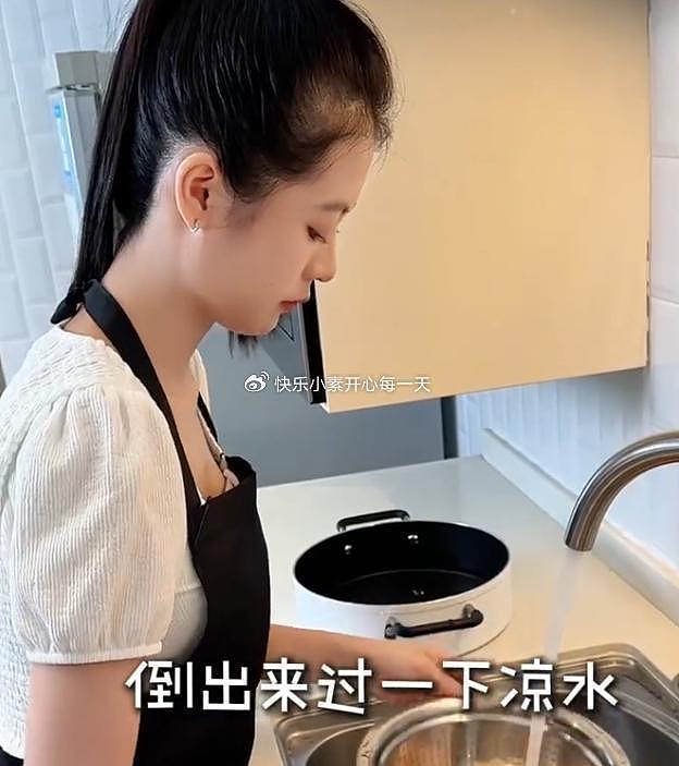 翁虹16岁女儿准备出道，酷爱做美食，遗传了妈妈的高颜值 - 11