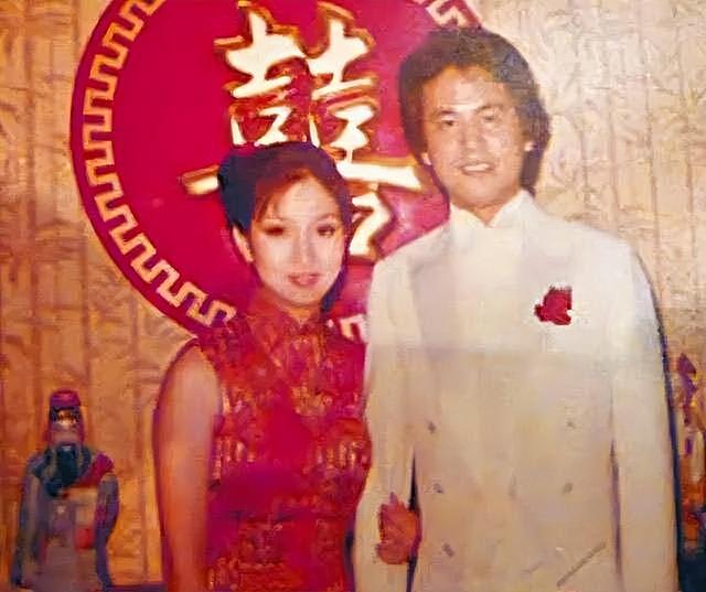 陈百祥喜庆结婚43周年，黄杏秀肤白貌美似冻龄，过亿财产无人继承 - 12