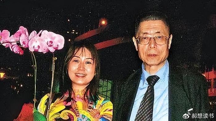 刘诗昆庆祝85岁生日，妻子身材富态，三段婚姻两段“忘年恋” - 11