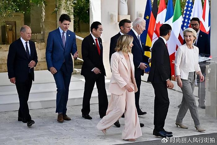 意大利G7峰会第一天大合影！意大利美女总理在C位，穿粉色惊艳了 - 2