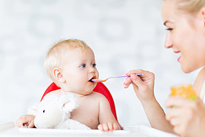宝宝的乳牙先长上牙是正常现象吗 - 1