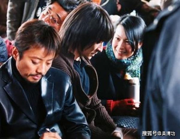 刘德华参加《铁道英雄》首映礼，是为范伟和张涵予，还是为王中磊 - 4