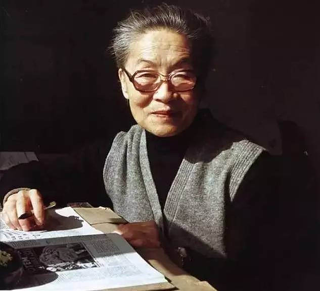 杨绛先生：92岁写书出版100万册，但她的人生不止有“我们仨” - 7