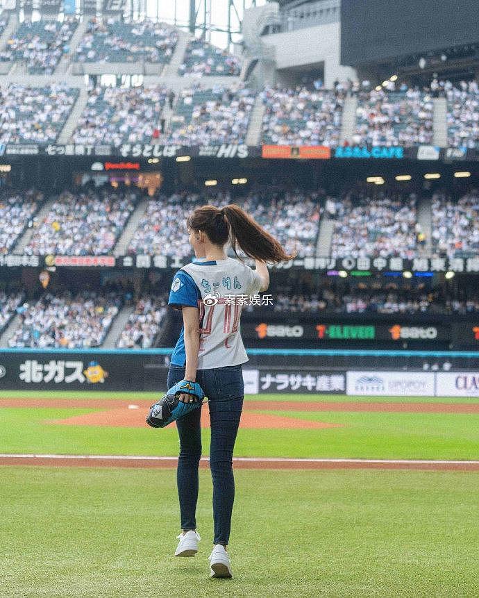 林志玲棒球赛开球，在球场上跳舞太可爱，身材比韩国女爱豆还好 - 12