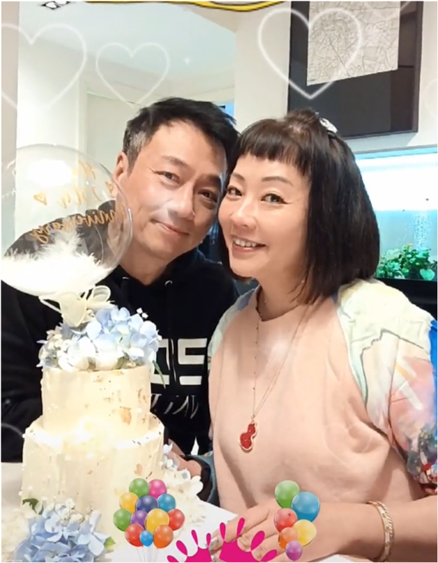 多年来一直形影不离！黎耀祥和太太在家下厨甜蜜庆祝结婚25周年 - 1