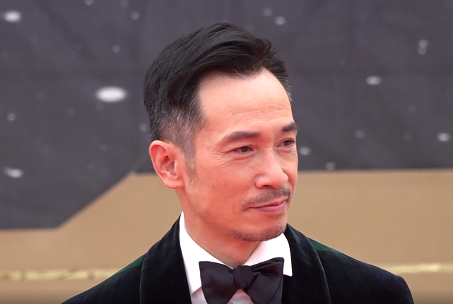 TVB2022年节目巡礼：明星们的打扮有点土，但采访环节是真敢讲 - 10