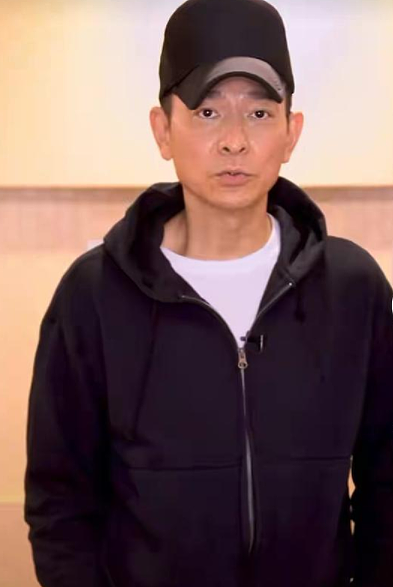 刘德华在内地拍戏心系香港，录视频帮加油，还被曝给西安捐2000万 - 6