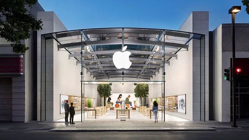 上海静安寺广场店在内 报道称苹果计划2027年前新建或翻修53家门店 - 1