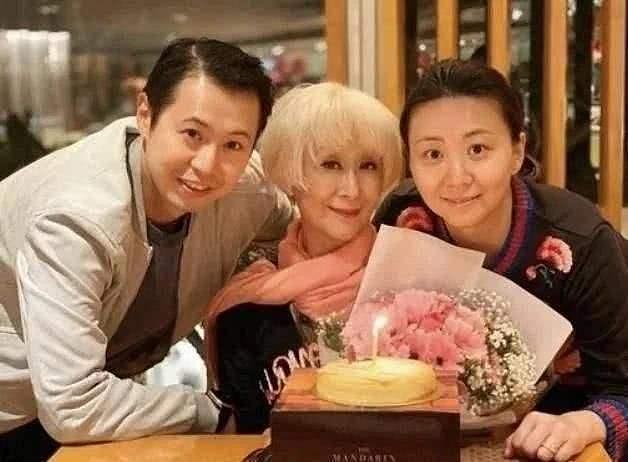 70岁陈曼娜拒拍TVB剧，双方曾合作22年，直言以前拍港剧是没法挑 - 11
