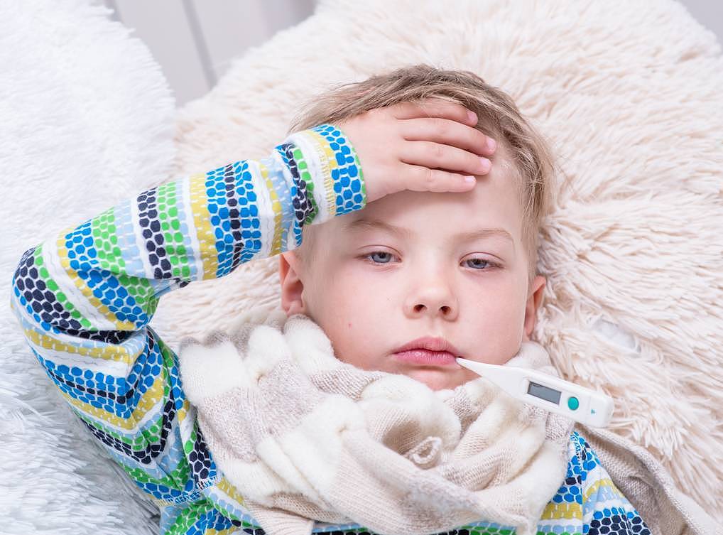 冬天父母别碰这两件事，容易破坏孩子的免疫力，严重可能留下病灶 - 3