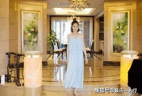 参观蓝燕在上海的豪宅，住在高档小区里，装修全部用名贵石材 - 3