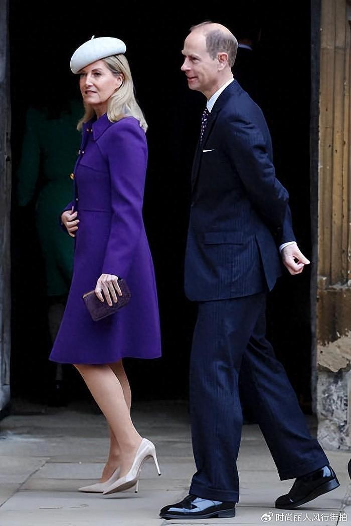 苏菲王妃在复活节美得惊艳！一身紫色大衣有戴妃风采，卡米拉风光 - 1