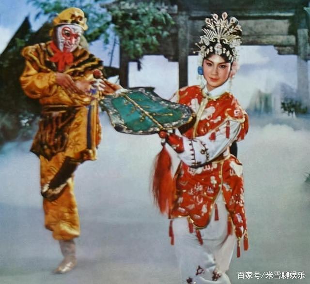 她是“铁扇公主”王凤霞，现实嫁“孙悟空”，却在38岁时香消玉损 - 6