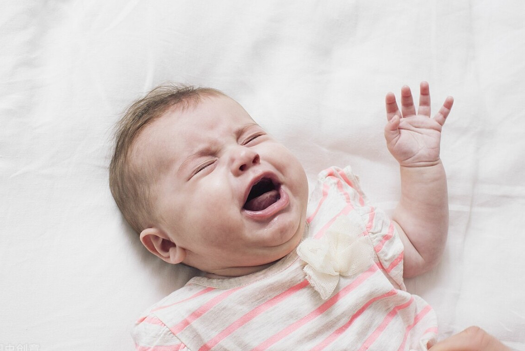6个月以下的宝宝，哭泣也有时间限制？超过这个点会影响孩子成长 - 2
