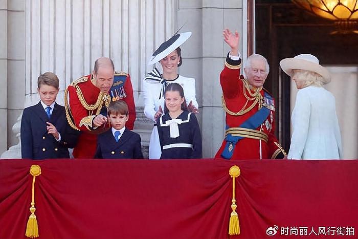 凯特王妃终于来了！带王室三宝出席庆典，穿白裙亮相瘦得让人心疼 - 1