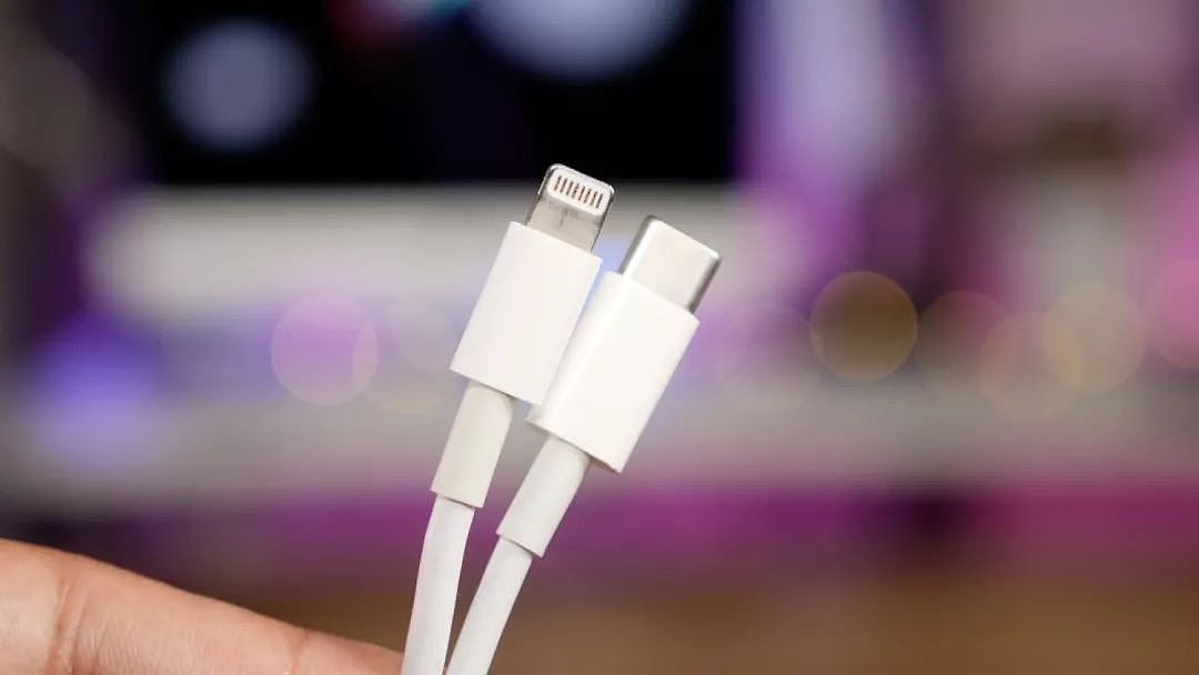 苹果 USB-C 转闪电连接线大幅降价，新 iPhone 快充可能更方便了 - 1